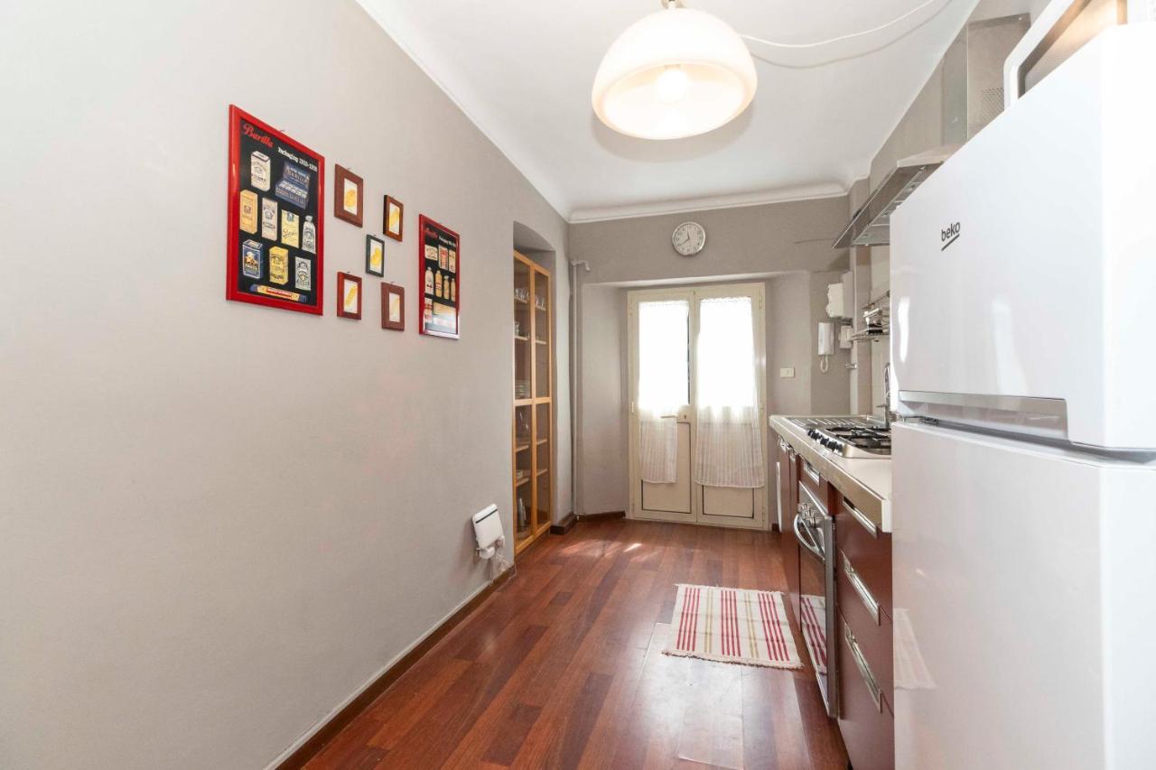 San Salvario Apt With Balcony تورينو المظهر الخارجي الصورة