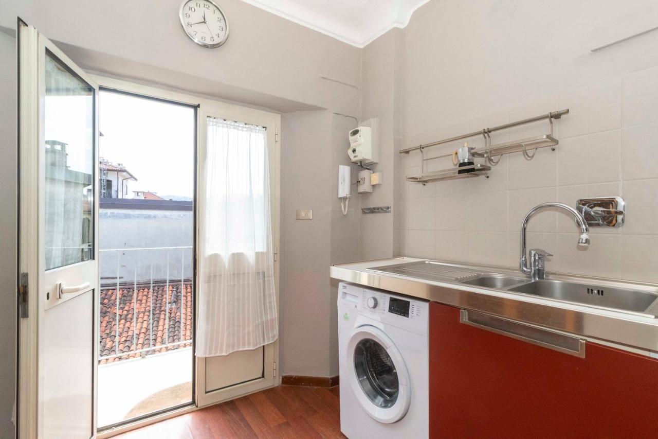 San Salvario Apt With Balcony تورينو المظهر الخارجي الصورة