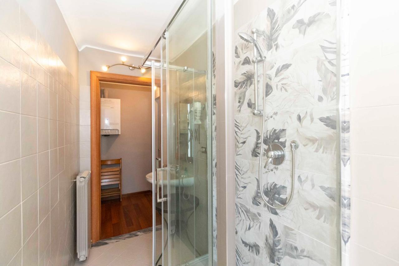 San Salvario Apt With Balcony تورينو المظهر الخارجي الصورة